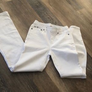 DG2 white jeans flare Leg NWT PXS Super cute